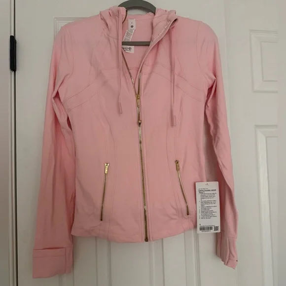 NWT Lululemon Pink Define Hooded Jacket Nulu Blush Quartz Gold Zip Size 8 - Picture 3 of 5